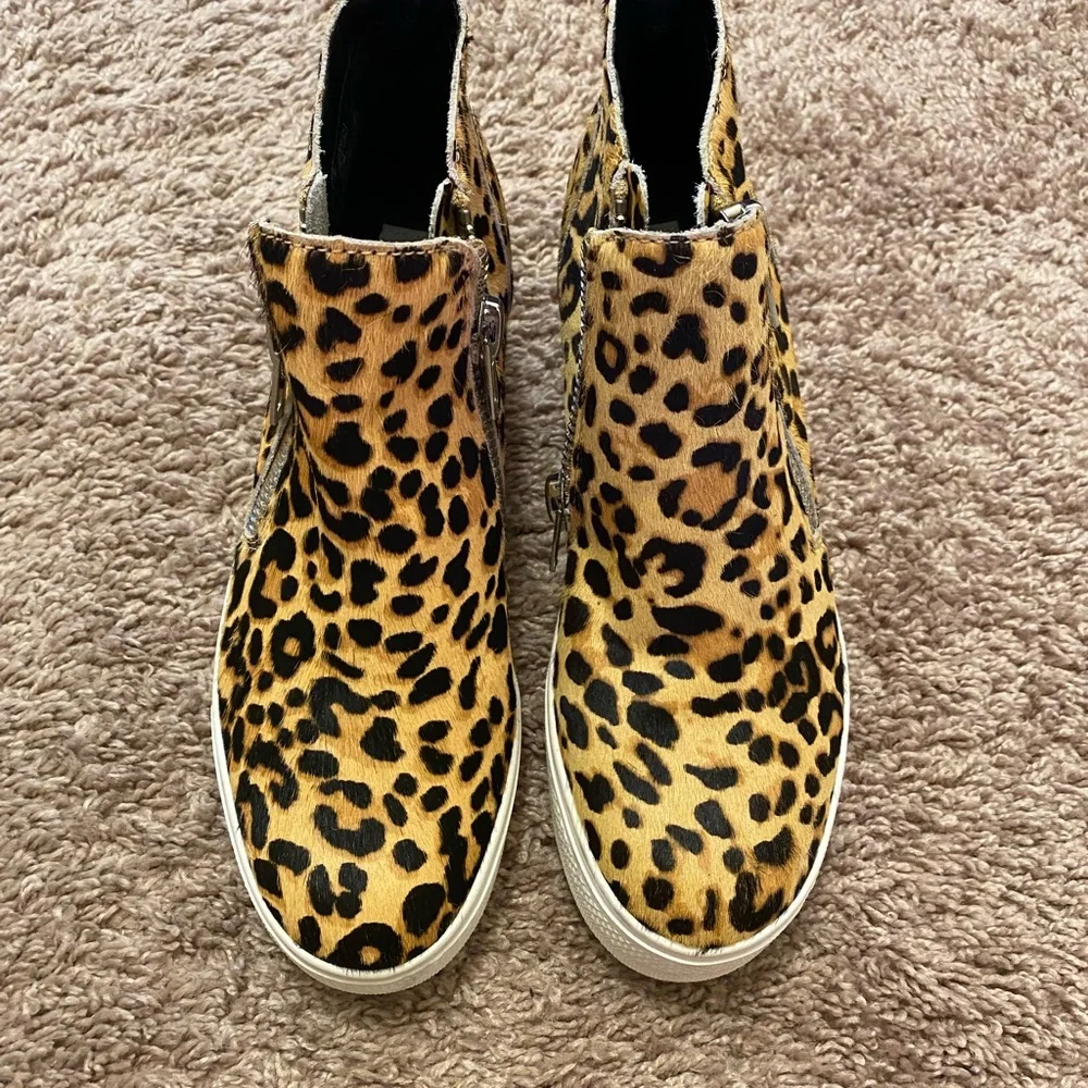 STEVE MADDEN Animal print Platforms. Zipper sides women size 7.5 💥Brand New💥 - Picture 2 of 9